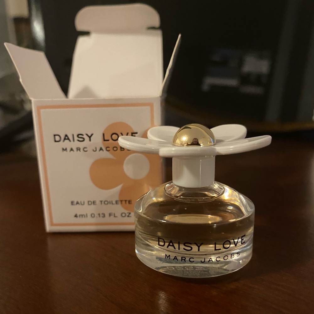 Daisy Love Eau de Toilette Spray